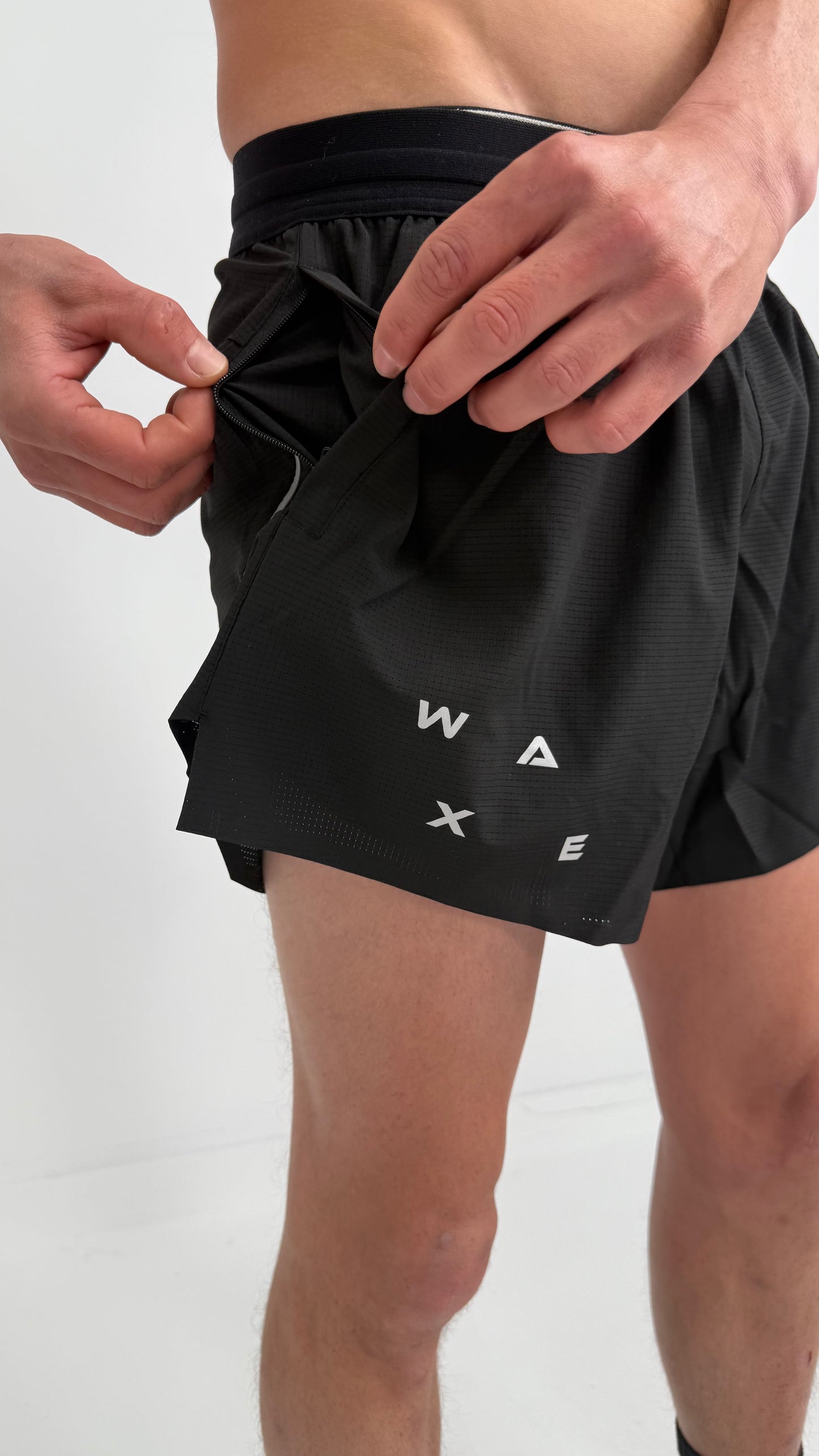 5-INCH REFLECTIVE PERFORMANCE SHORT